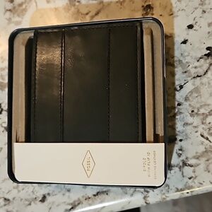 NWT Fossil Mens Wallet black